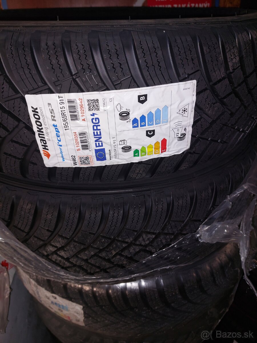 Predam nove zimne pneu 4x 195/65R15 Hankook