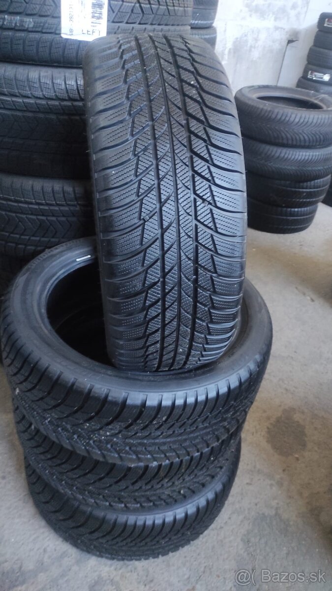 Bridgestone 225/45R18 Zimné