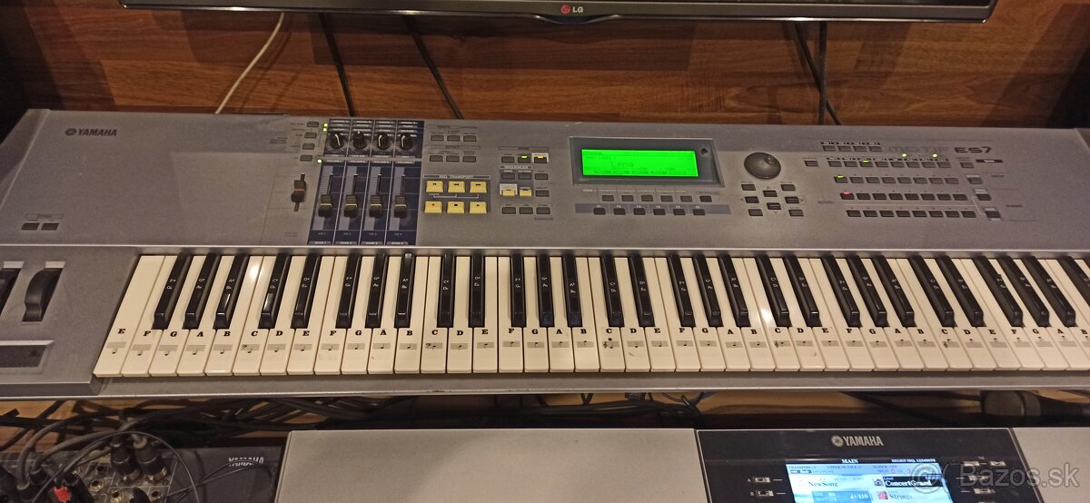 Yamaha motif es 7