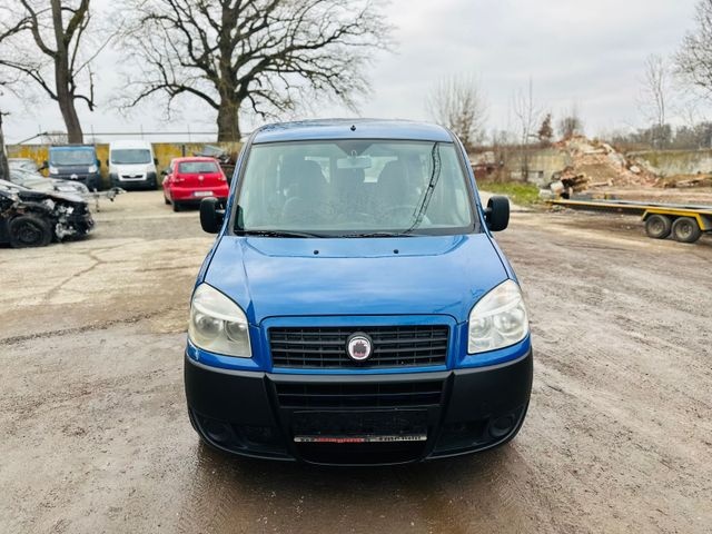 Fiat Doblo 1.4i 57kw benzin model 2010