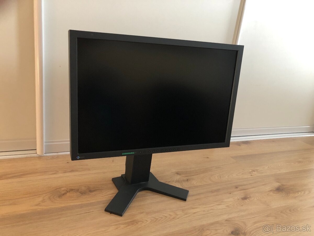 Starší profesionálny monitor Eizo Flexscan S2233W 22"