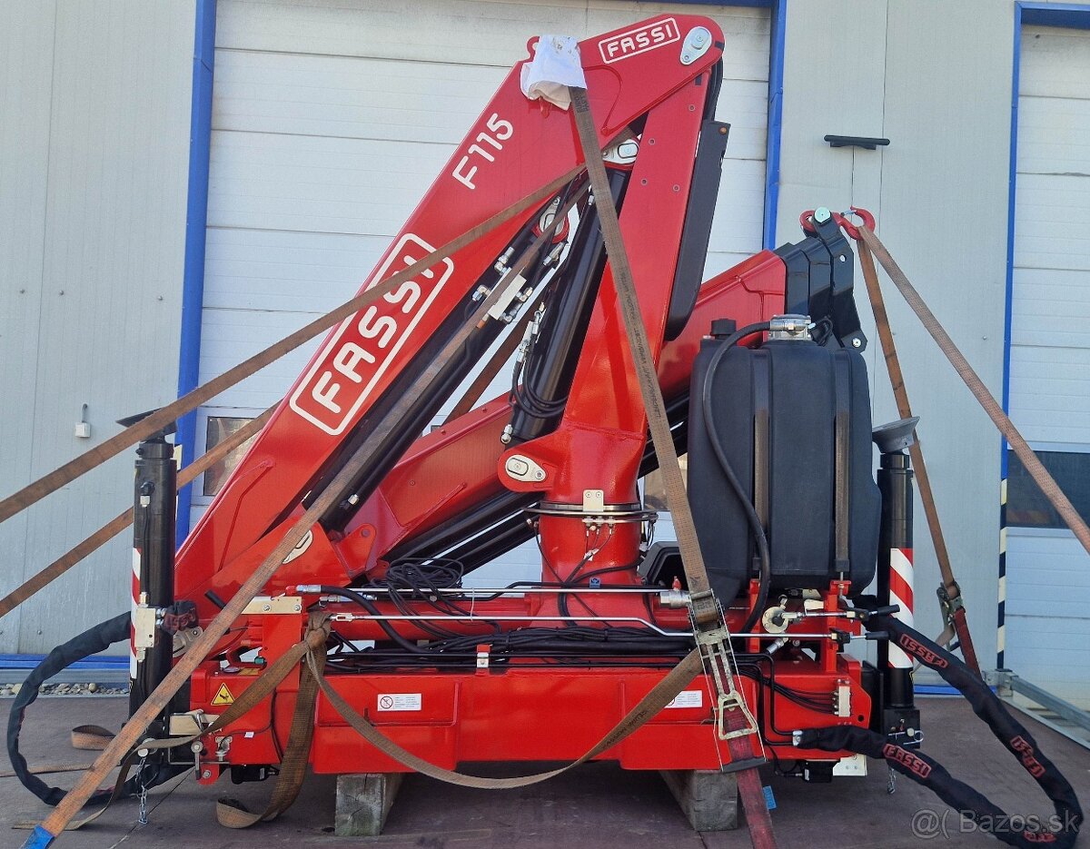 Predám hydraulickú ruku zn. FASSI F115