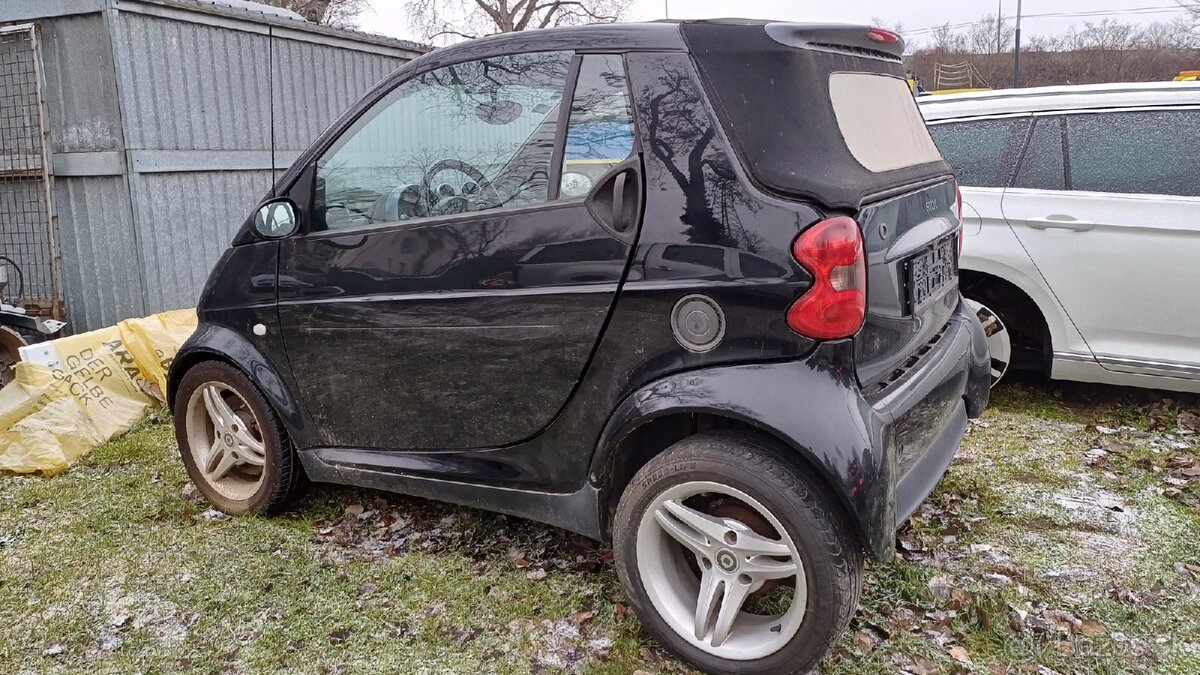 Smart Cabrio 0.7 benzín r.2005