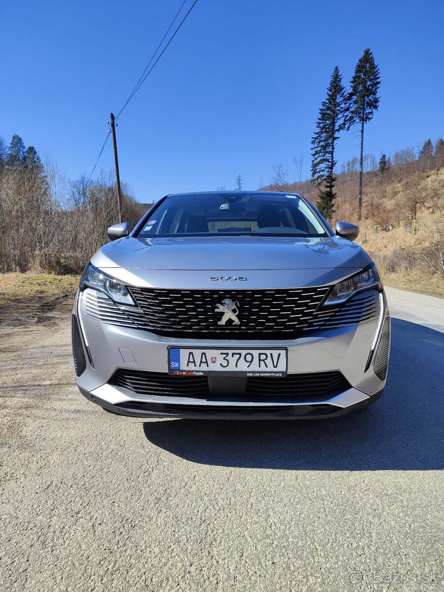 Peugeot 5008 facelift r.v. 2021 , nájazd 86700km, 7 miestne