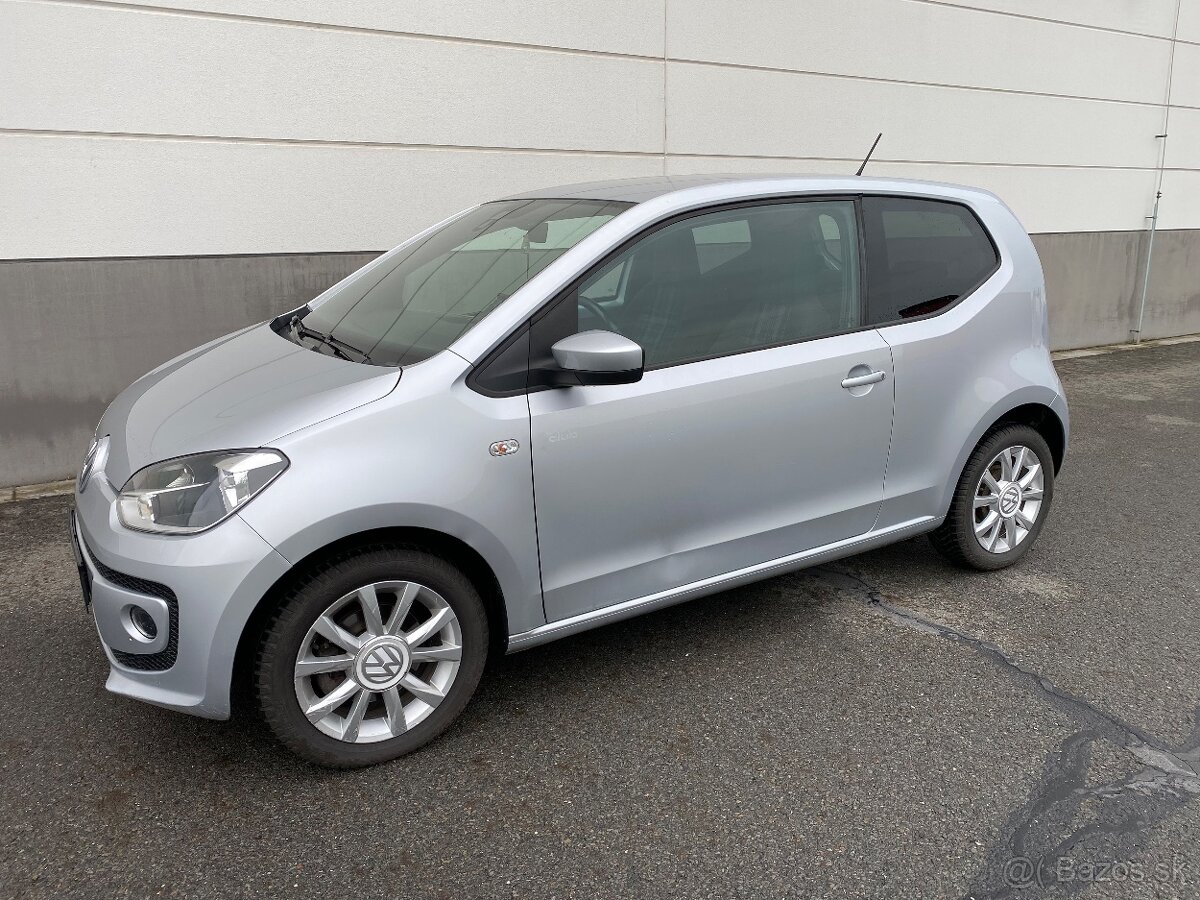 VW UP Club 1.0 MPI 50 kW r.v. 5/2016 CNG