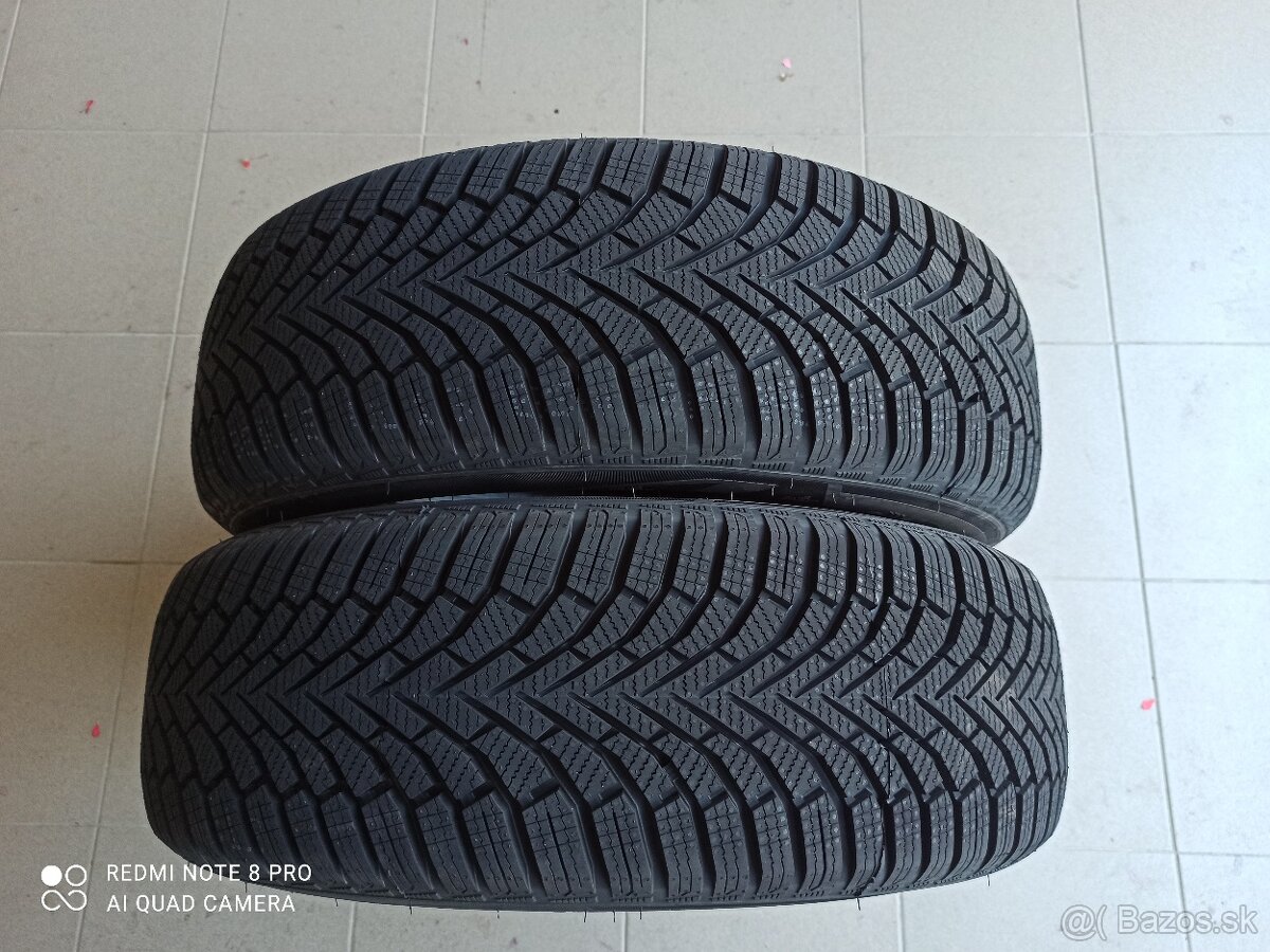 zimne pneu 215/65 R16