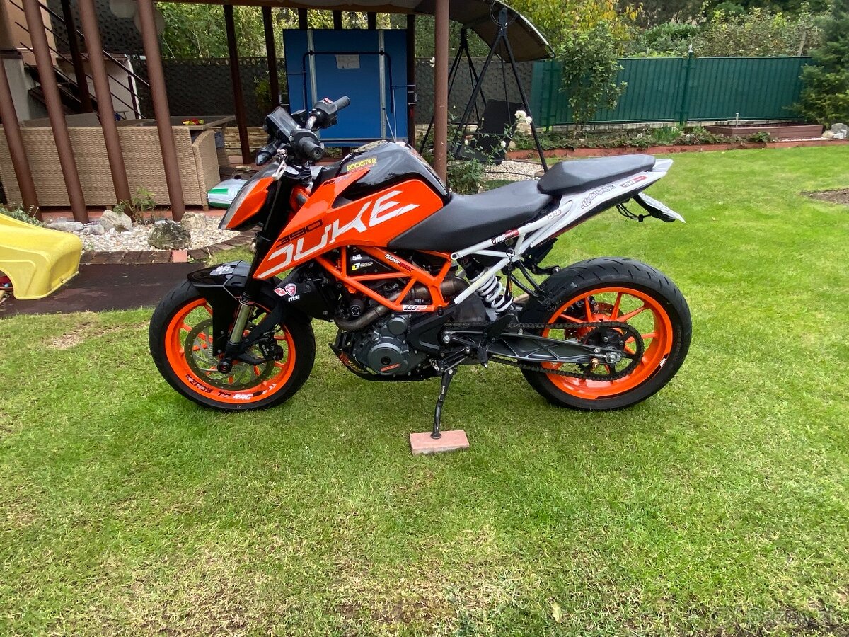 KTM DUKE 390