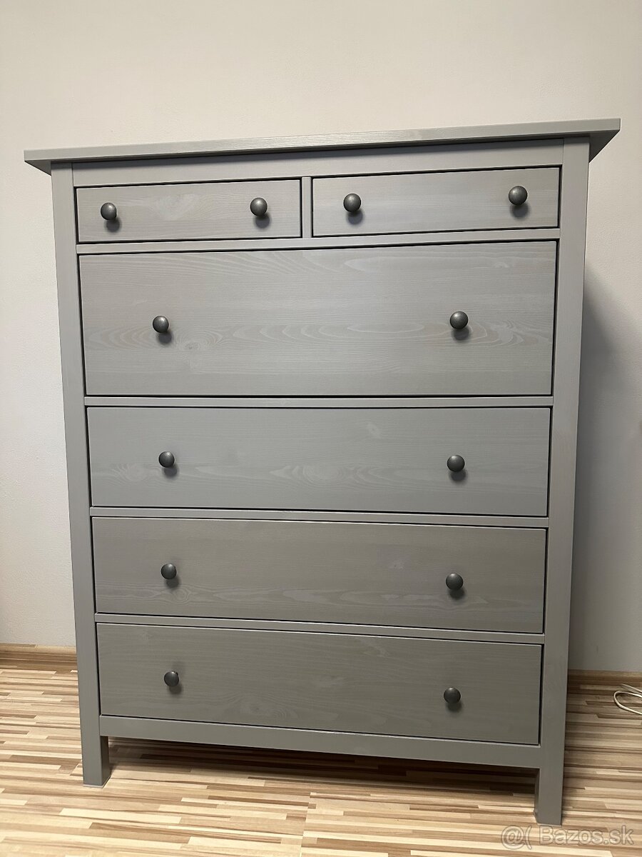 Komoda HEMNES