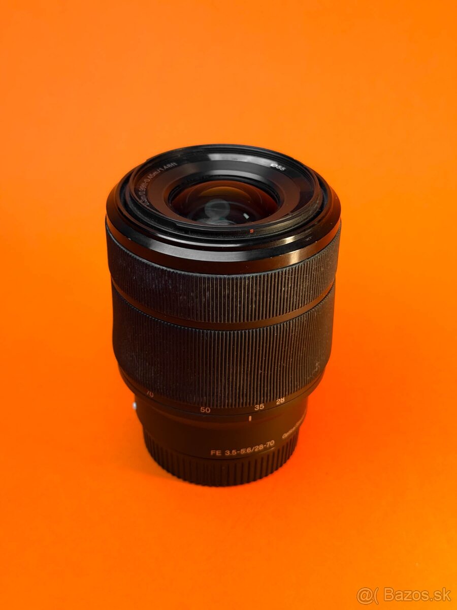 Sony 28-70mm f/3.5-5.6