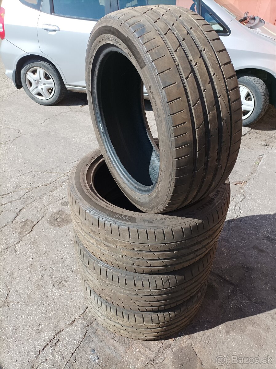 Letné pneumatiky Hankook 235/45 R17