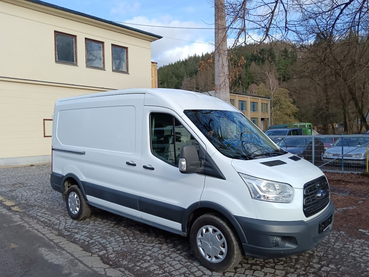 FORD TRANSIT 350 M 4X4 125 KW KLIMA