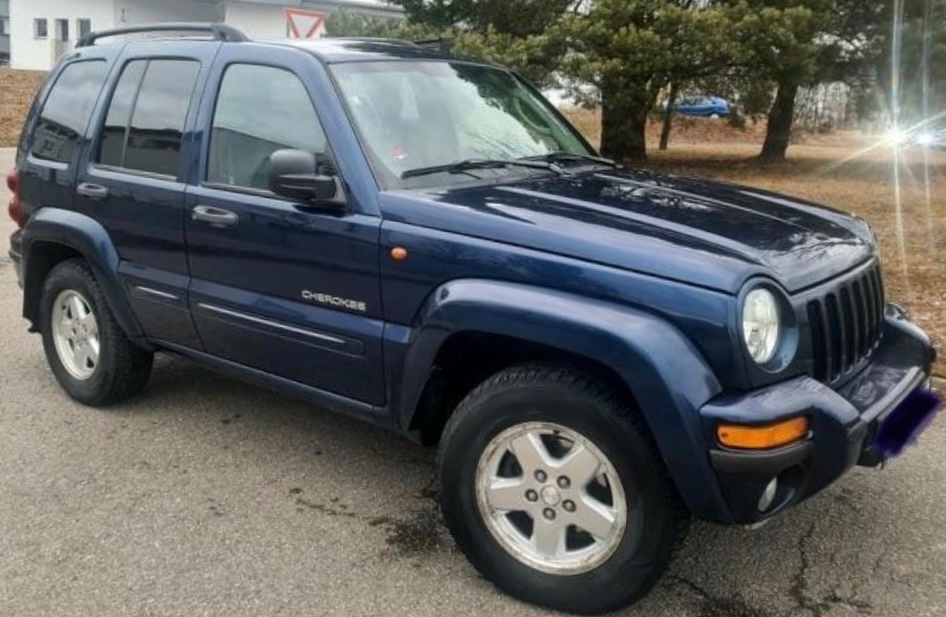 Jeep Cherokee KJ 2.8 Crd, 2.5 Crd, 4x4, Automatic  ROZPREDÁM