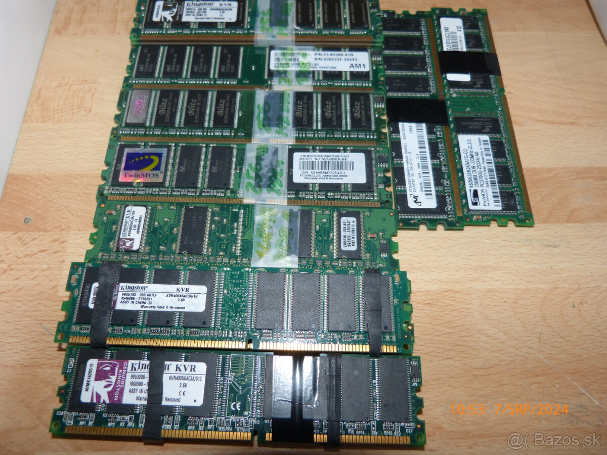 ddr1 ram a ddr2 ram za 5e kus