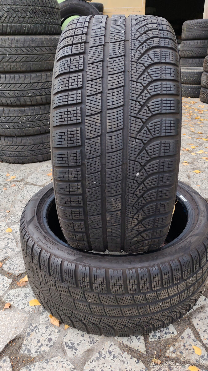 Zimné pneu 275/35 R19 --- PIRELLI