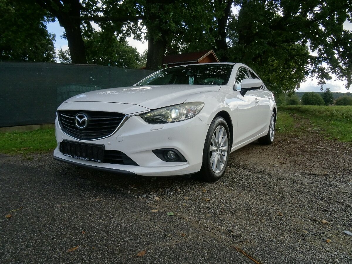 Mazda 6 2,0i 107kW Skyactiv sedan, tažné, pěkná výbava