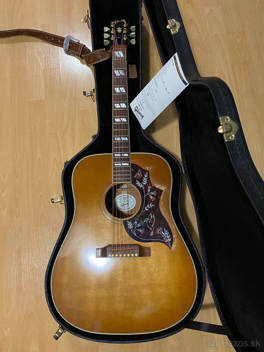 Gibson Hummingbird