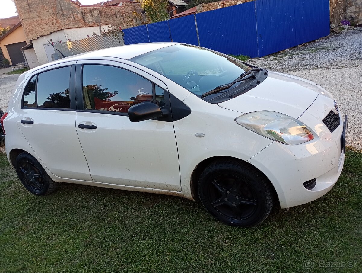 Toyota Yaris 1.0