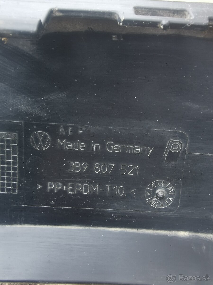 Spojler VW Passat 3B9 807 521