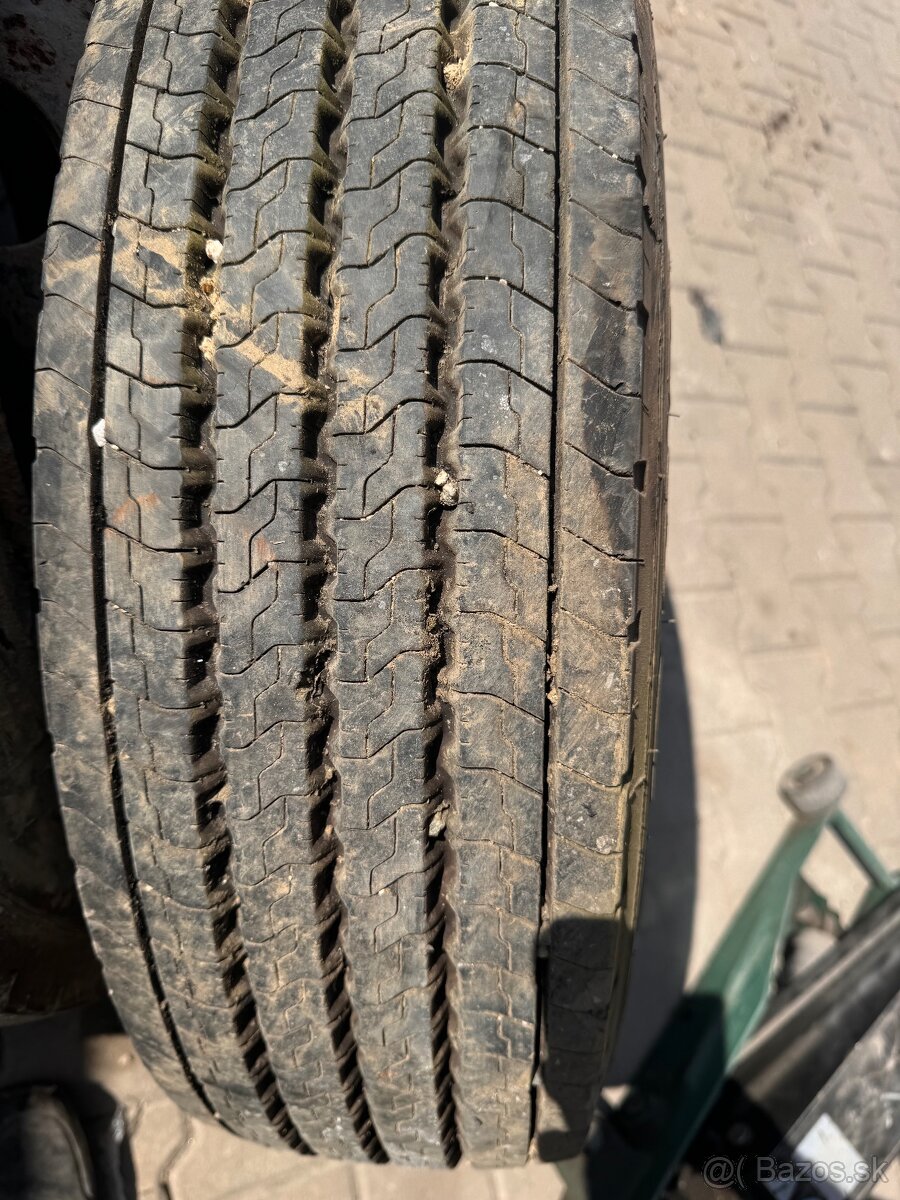 215/75 R17.5 vodiace 1kus matador