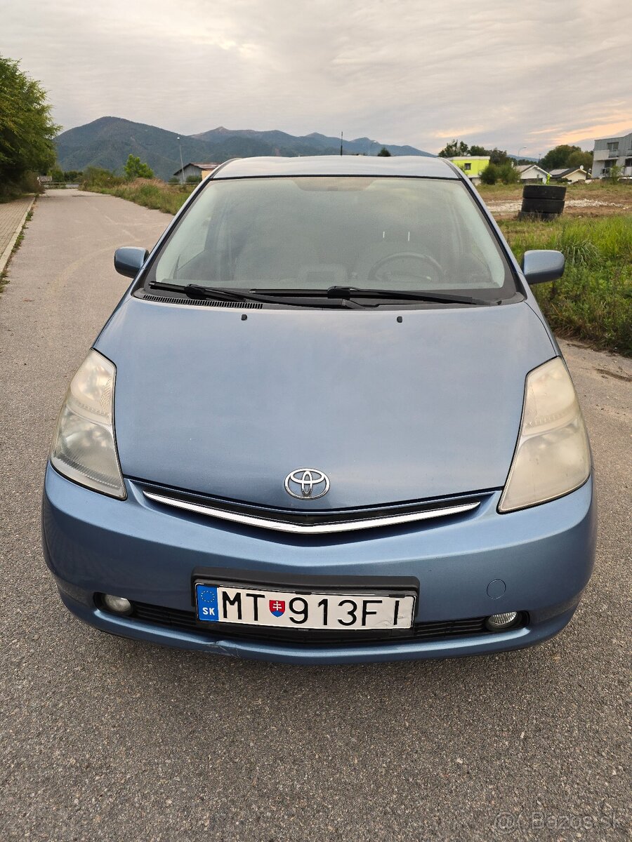 Predám Toyota Prius II , hybrid, automat