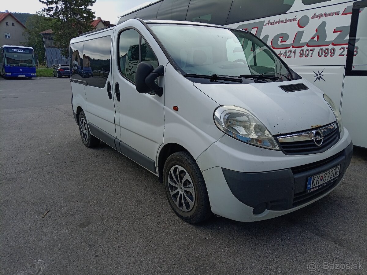 Opel vivaro 2.0 9 miest