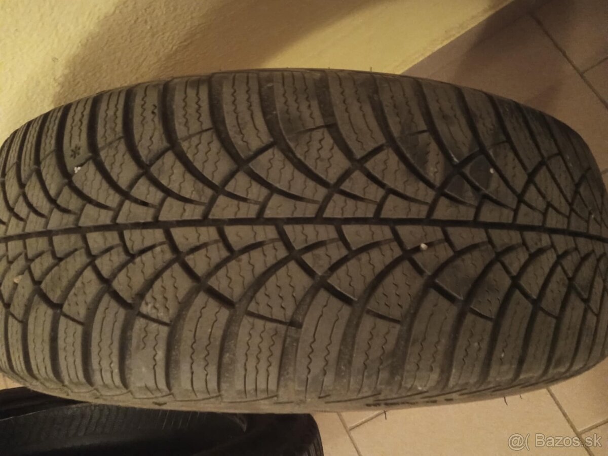 Predám 2ks zimné pneumatiky 185/55r15 goodyear