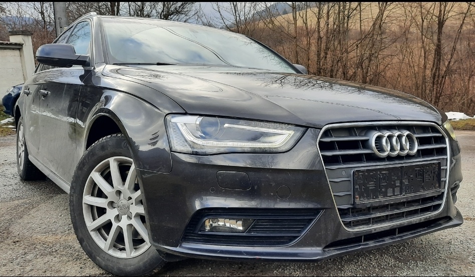 Audi a4 b8 2.0.d manuál