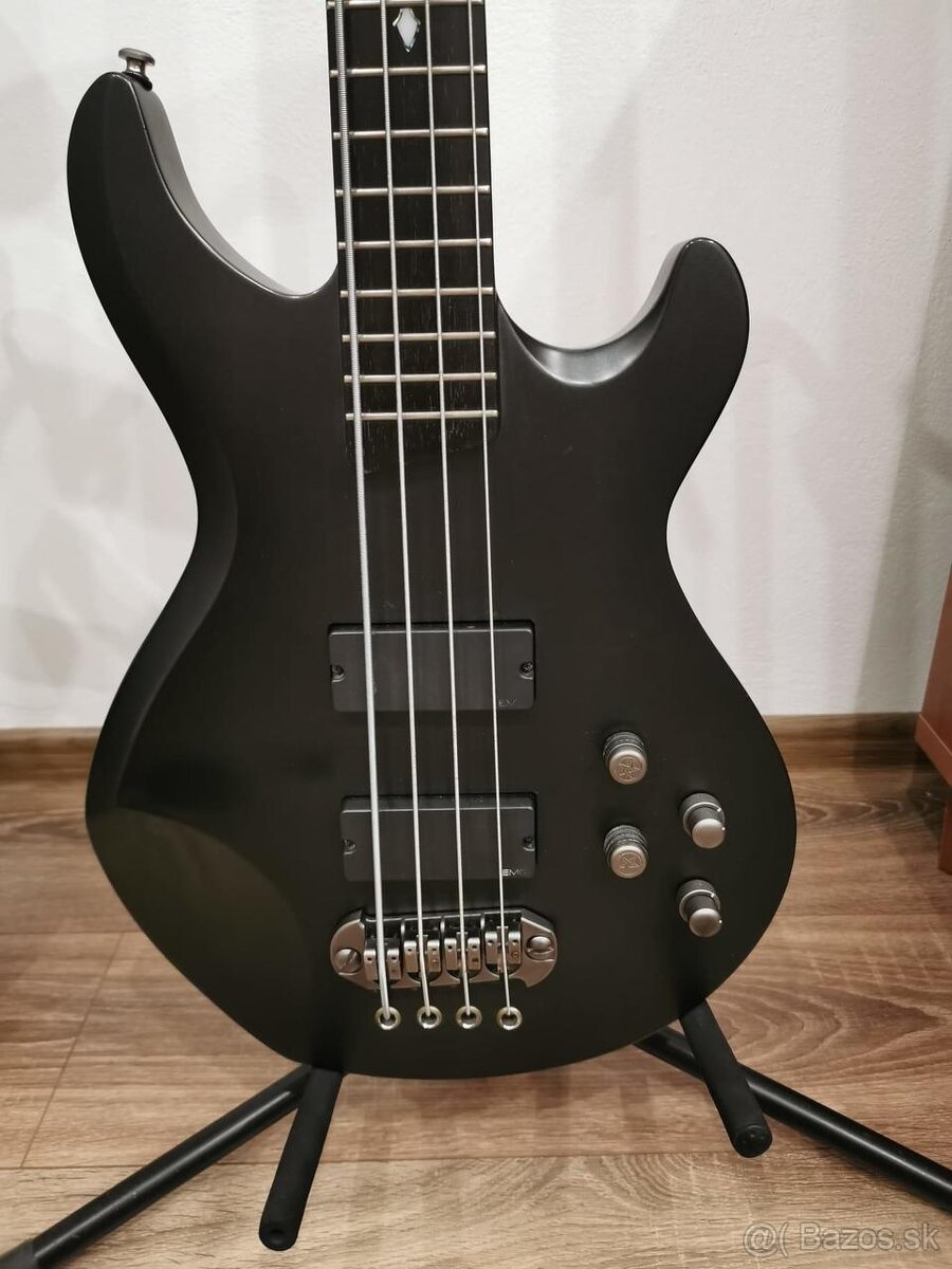 Basgitara - Cort EVL-Z6B