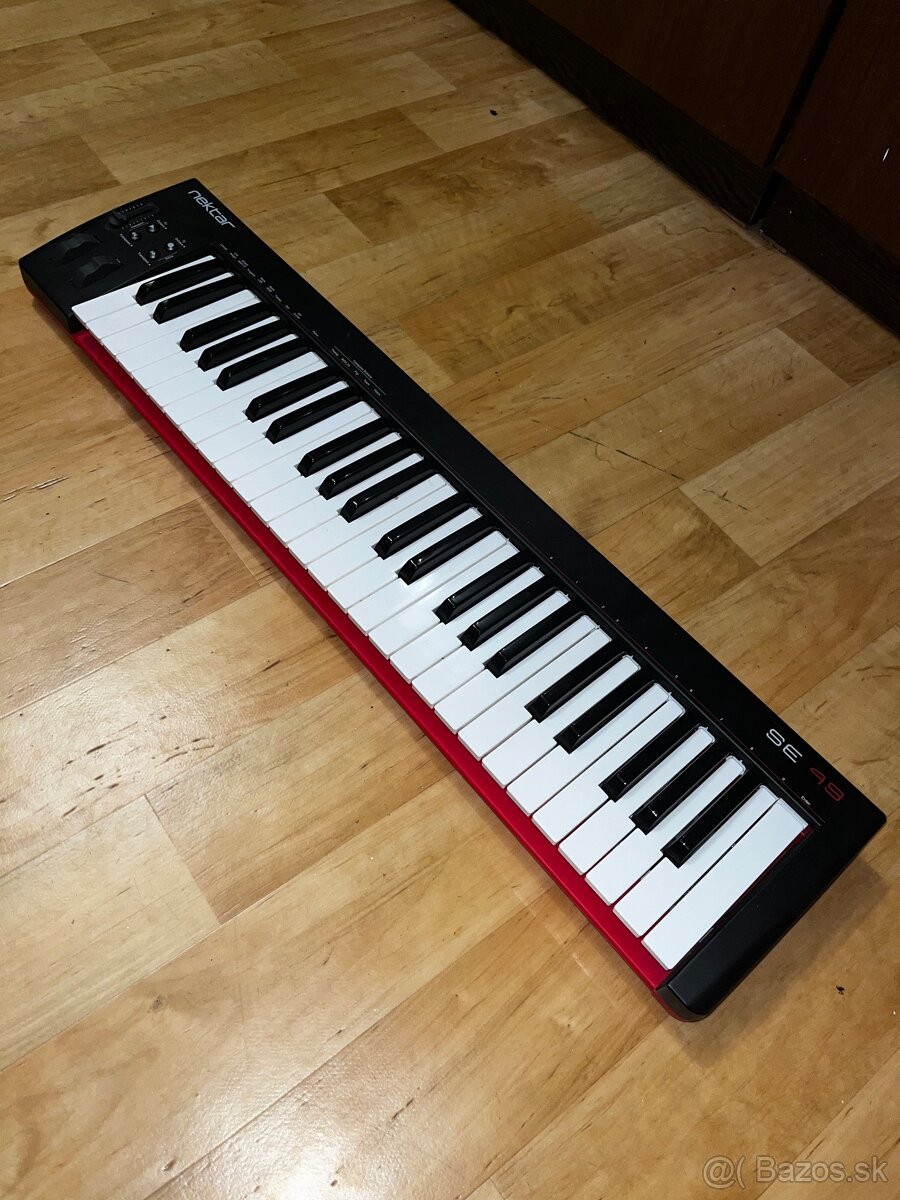 MIDI keyboard Nektar Impact SE49