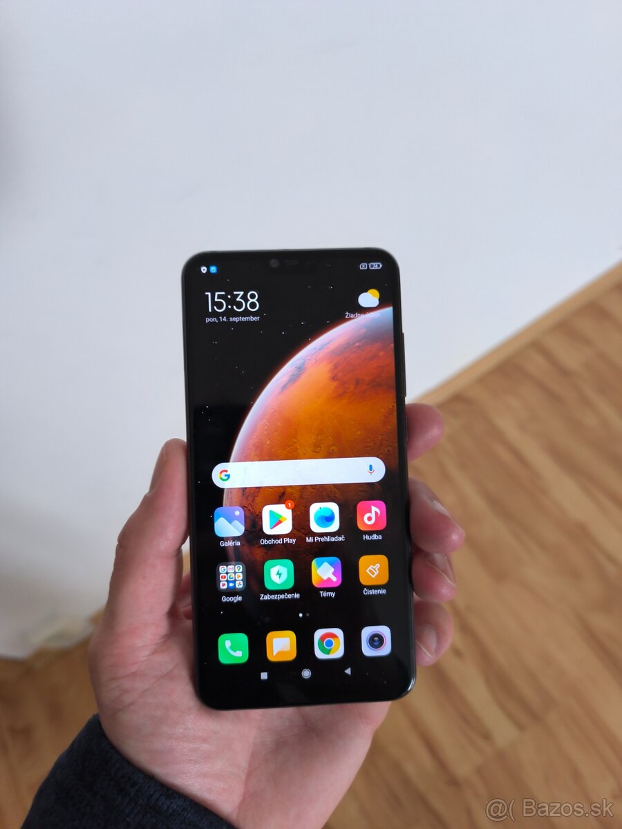 Xiaomi 8 Lite