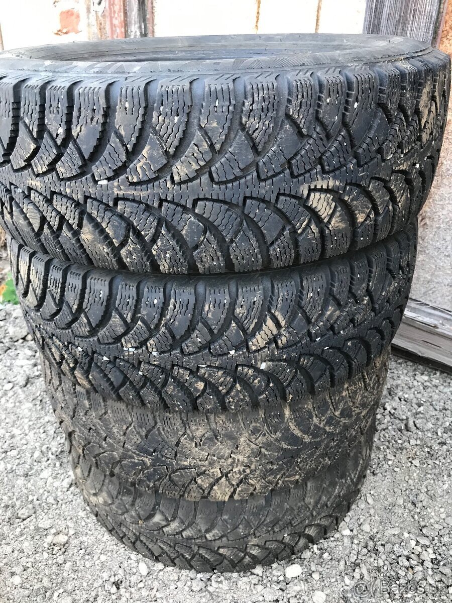 Pneu Vraník 195/65 r15 zimné