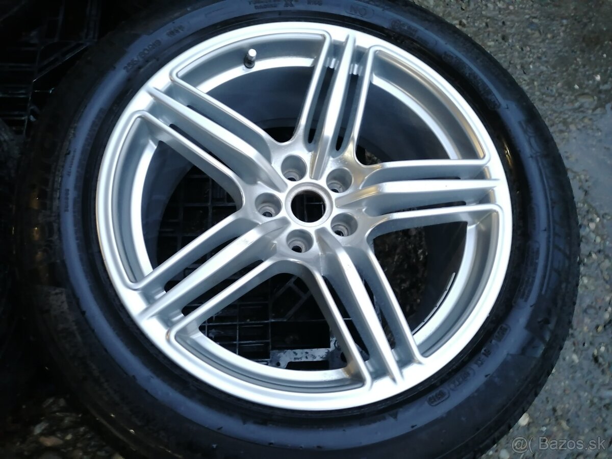 Alu sada = 5x112 = orig. PORSCHE = s pneu = 235/55 R19