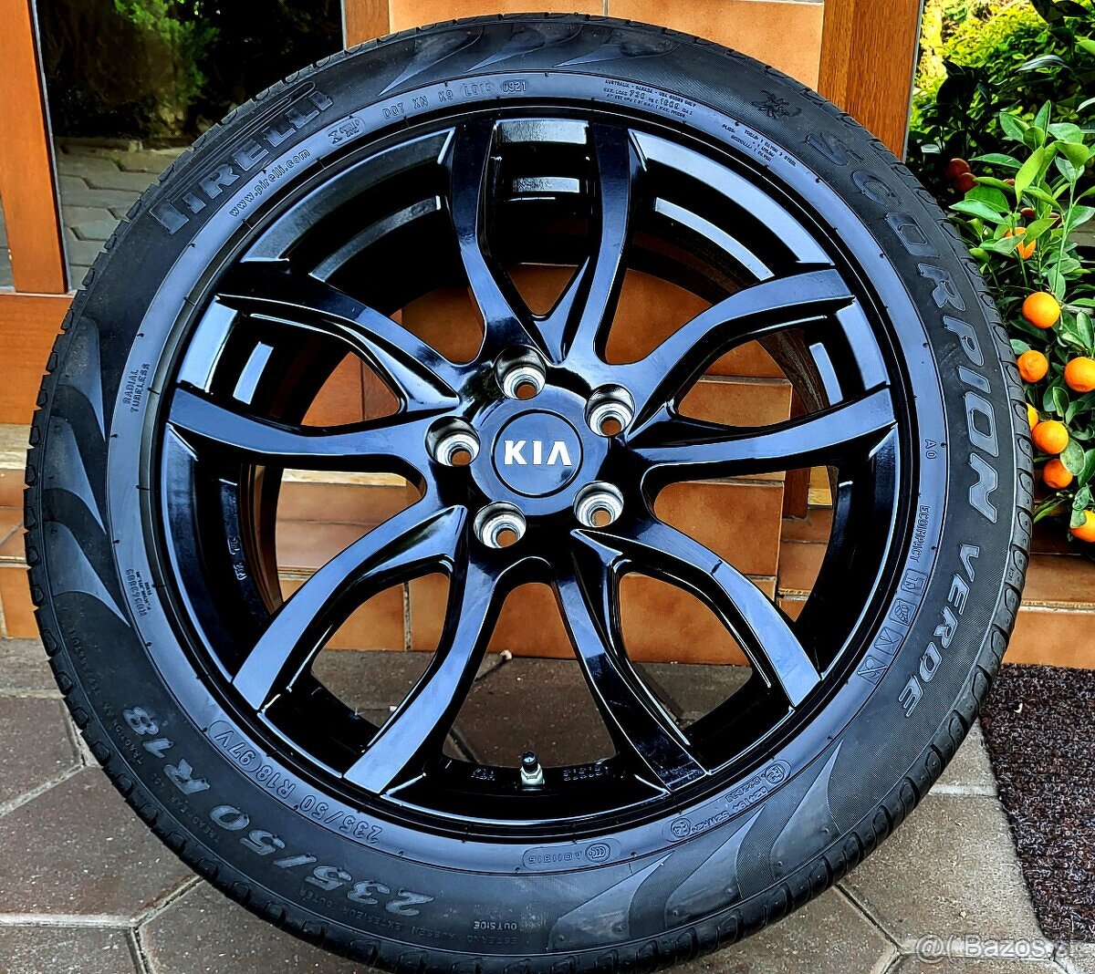 alu R18 5x114,3 pneu 235/55, Kia Sportage, Hyundai Tucson