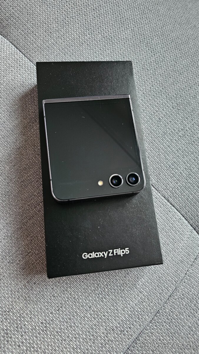 Samsung Galaxy Z-flip 5