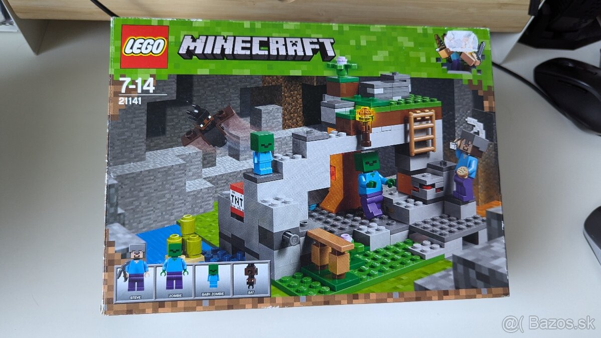 Lego Minecraft 21141