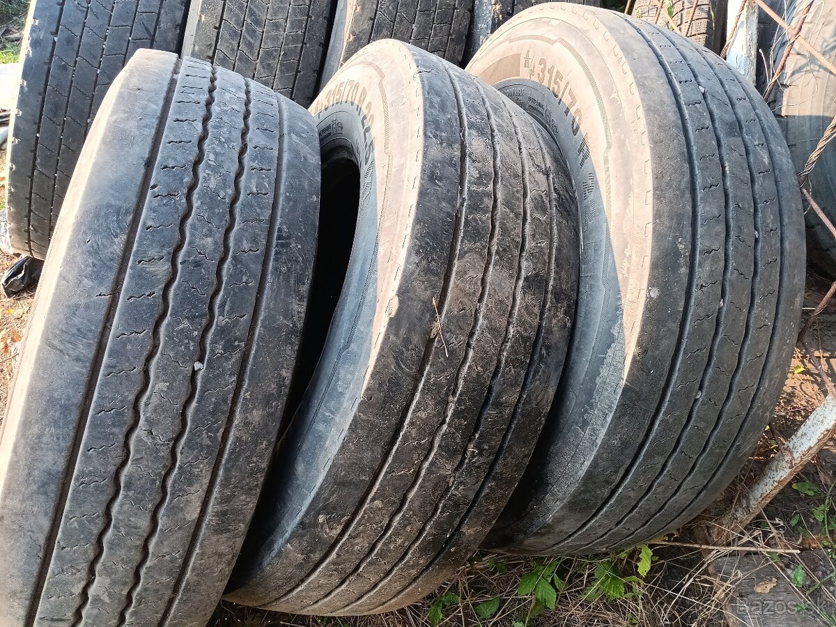 Pneu 315/70R22.5