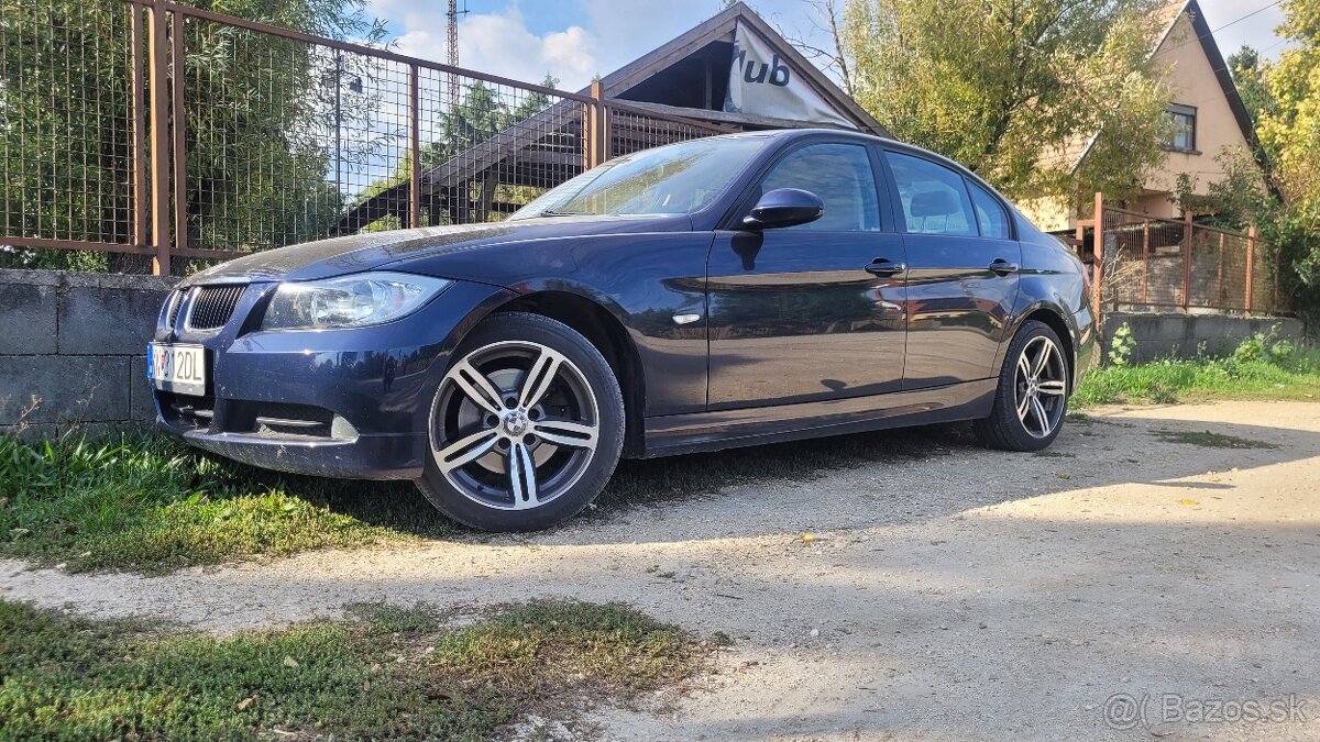 BMW E90 320D