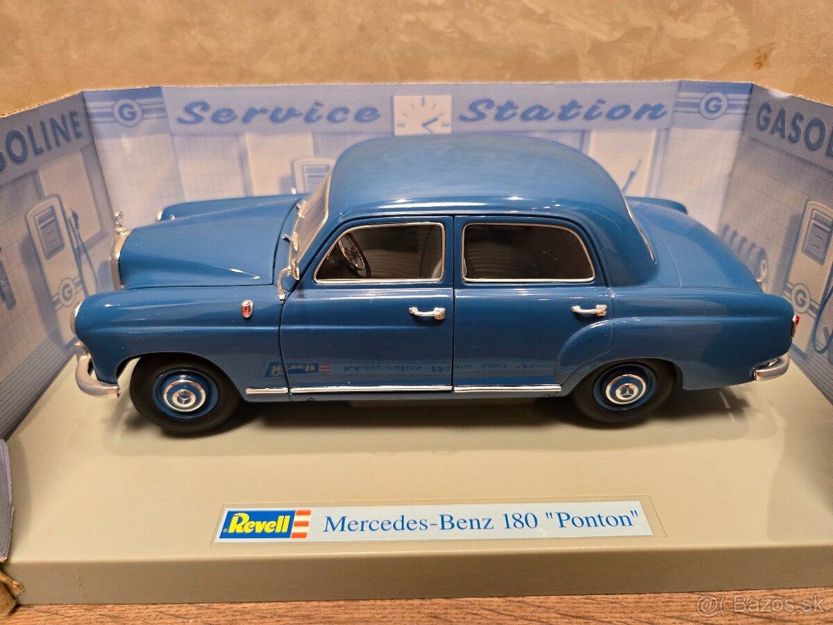 Mercedes Benz 180 Ponton 1:18 Revell