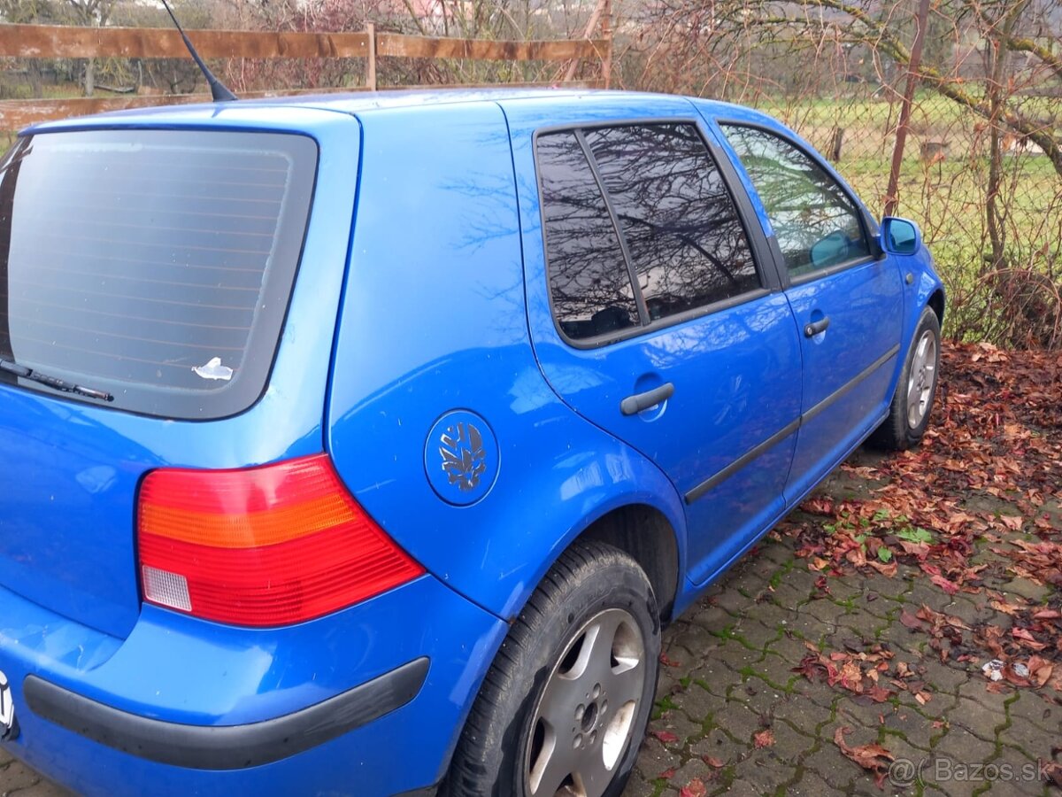 VW Golf 4 1.6 NEPOJAZDNÉ STK/EK 10/2025