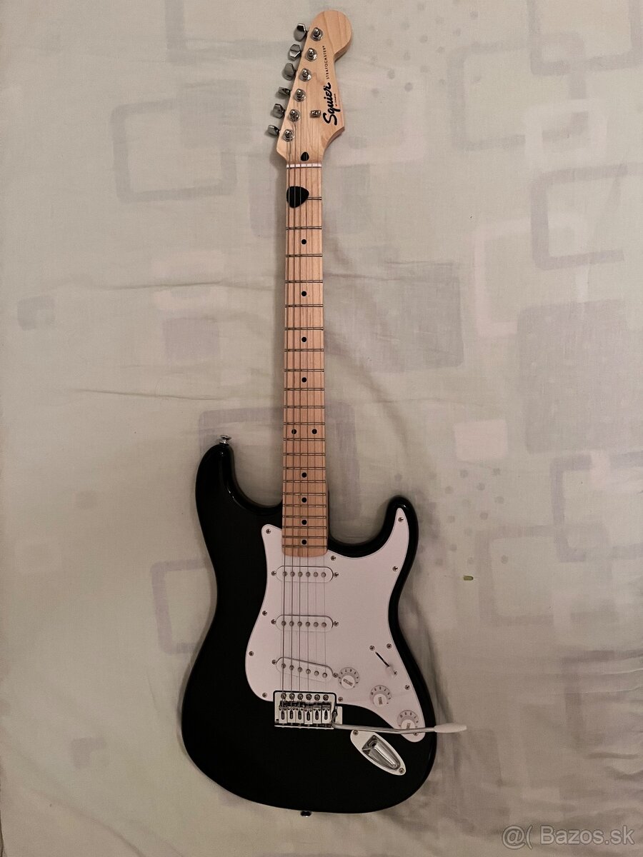 Fender Squier Sonic stratocaster MN Black elektrická gitara