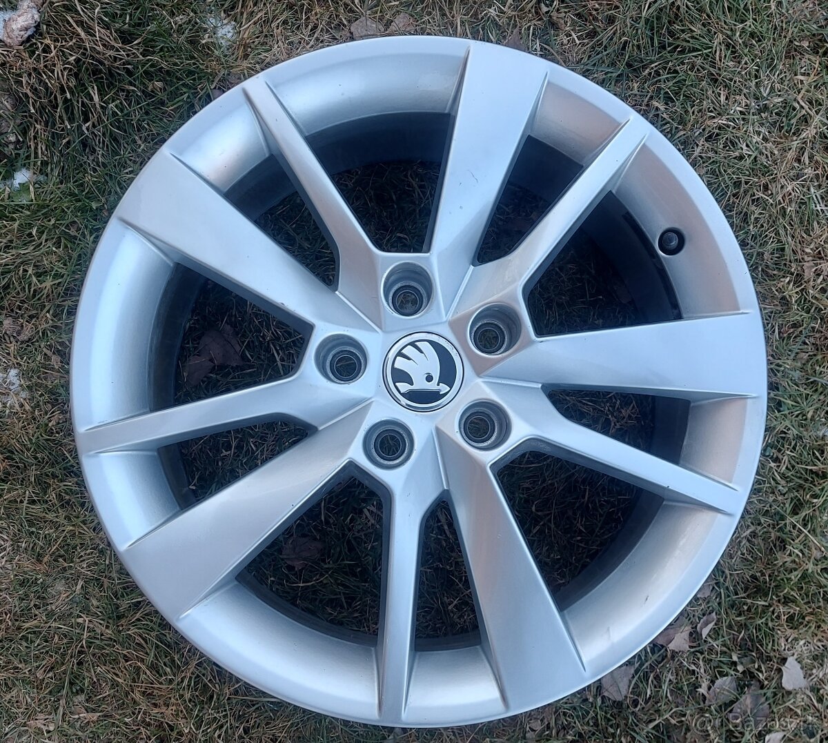 5x112 7Jx17 ET49 - disky original ŠKODA model TRIUS