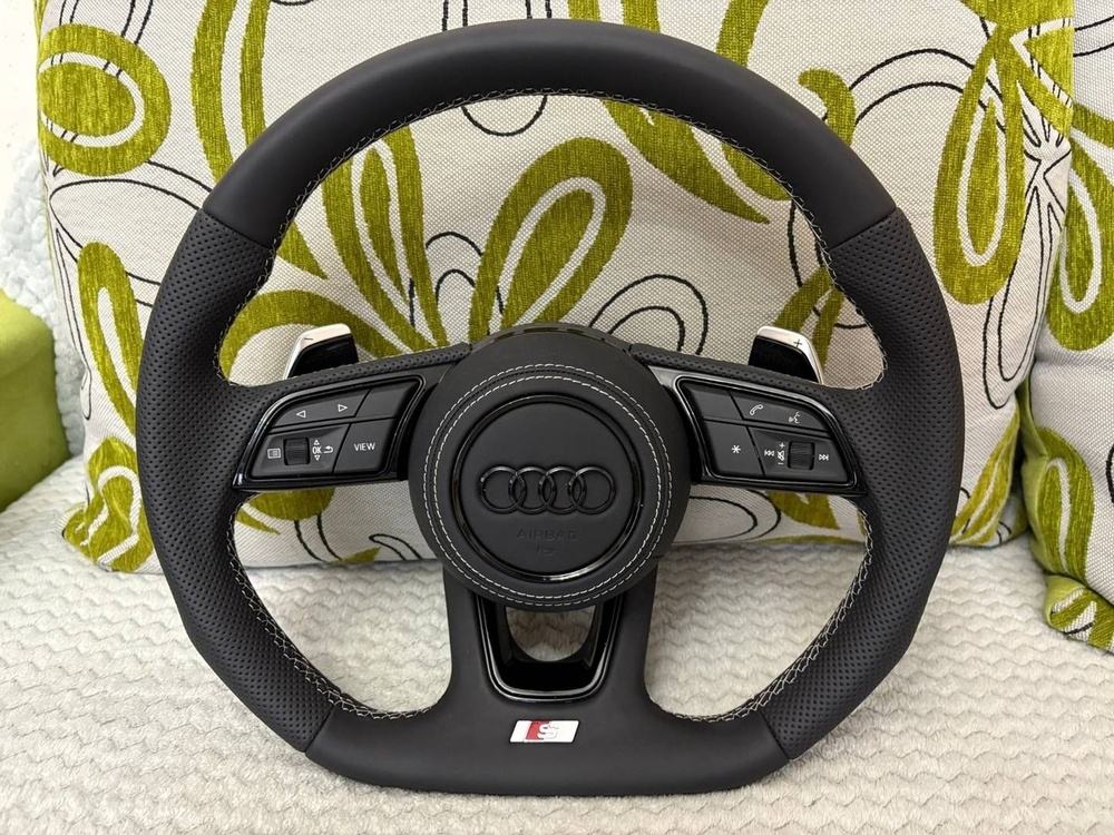 AUDI KOŽENÝ EXCLUSIVE VOLANT + AIRBAG + F1 PADLA