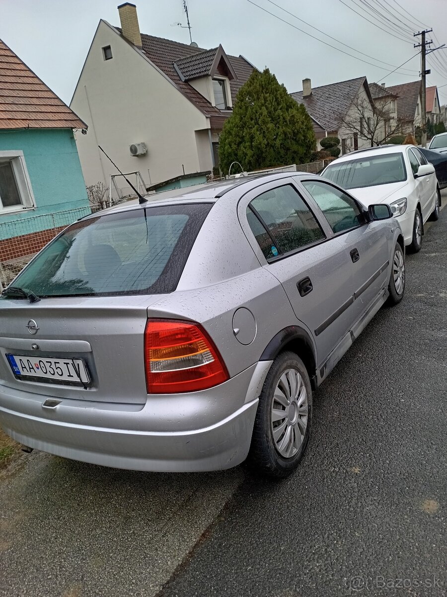 Predám opel astra 2.0 td