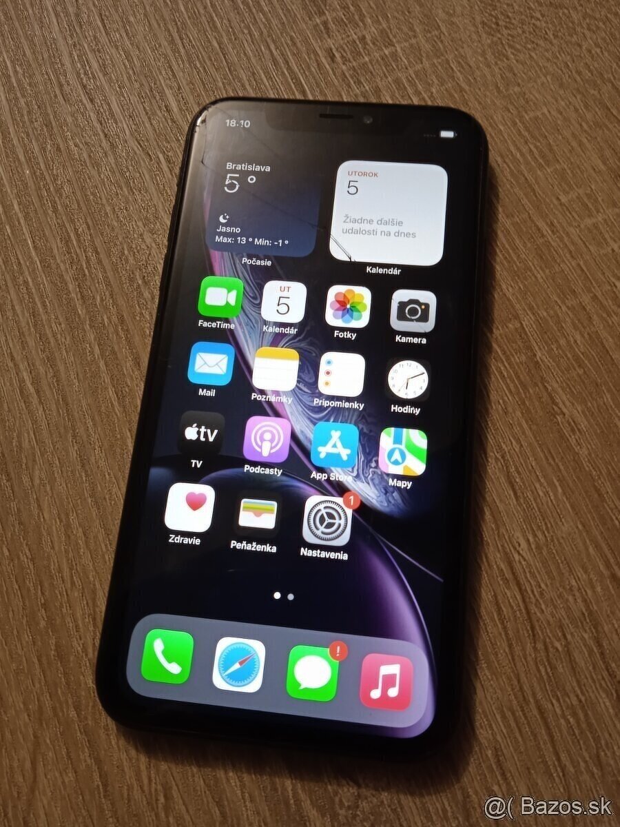 iPhone XR / 128GB čierny spredu aj vzadu praskliny