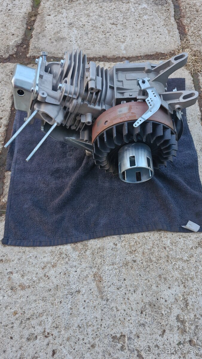 Motor briggs stratton