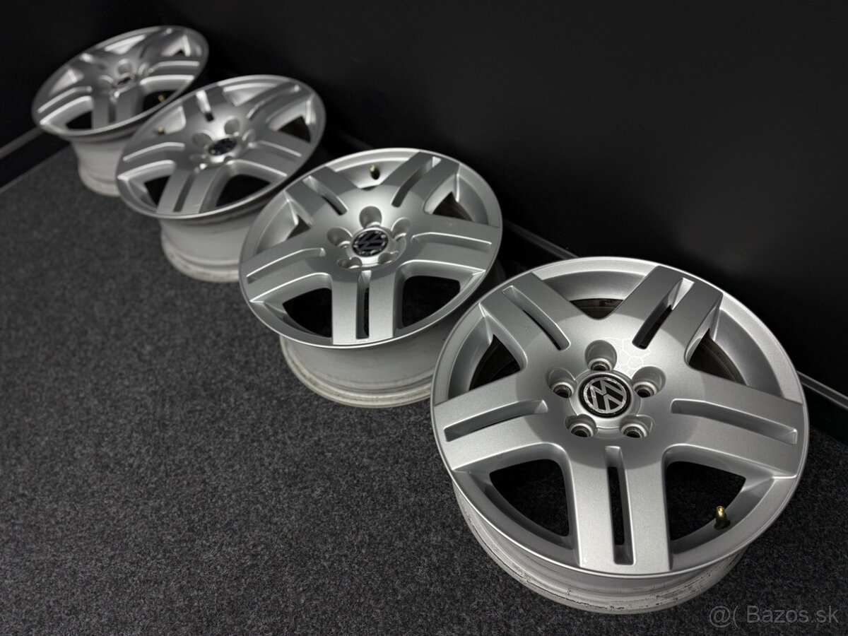 Alu VW 5x100 15” 1J0601025Q