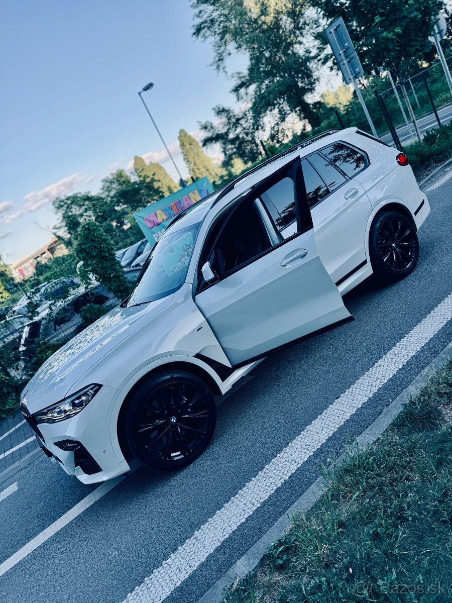 BMW X7 XDrive M50d A/T