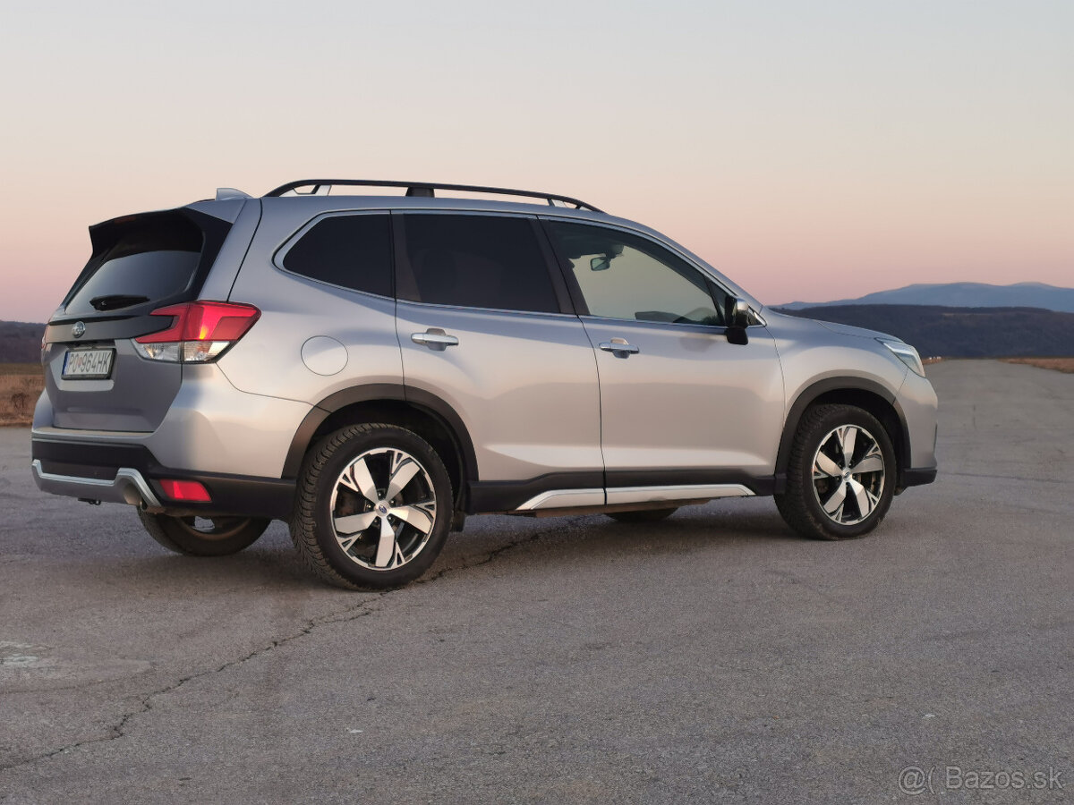 SUBARU FORESTER 2020 Premium - plná výbava