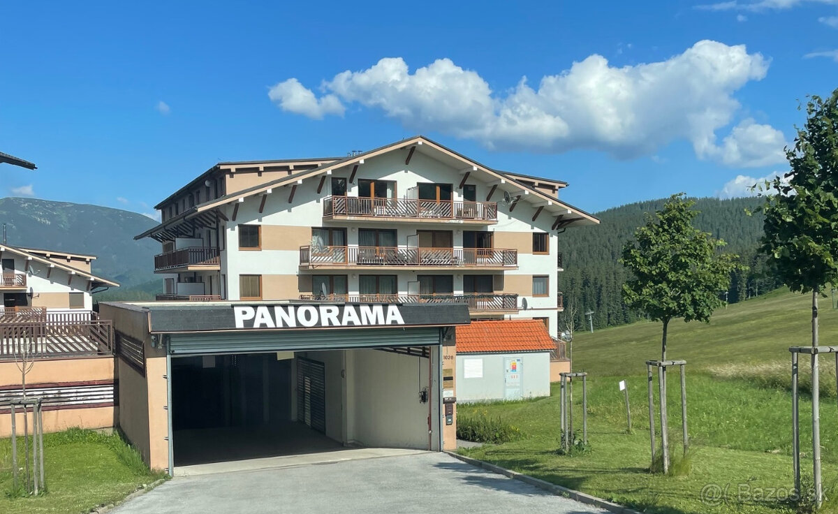 PREDAJ apartmán Donovaly Panorama s parkovacím miestom