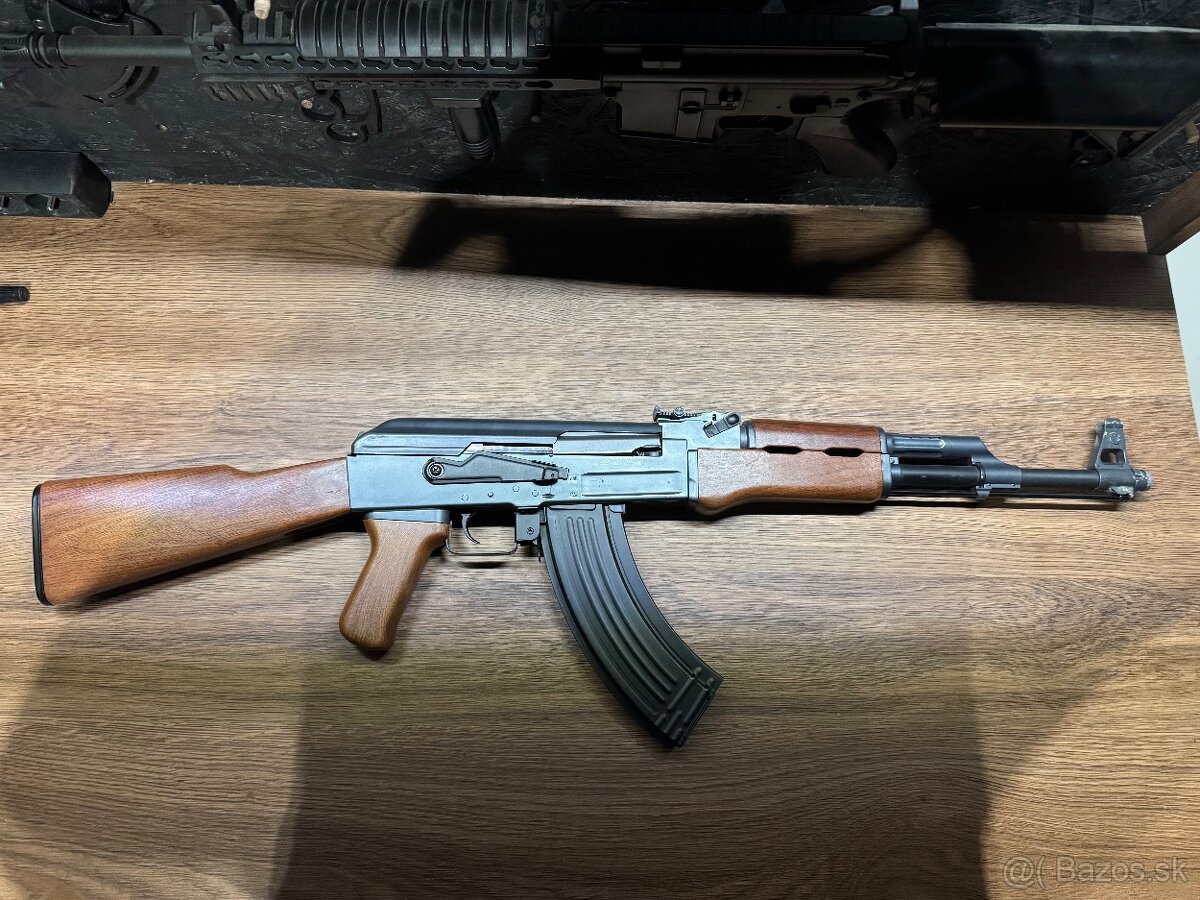 Predám airsoftové AK-47 ASG